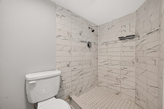 Building Photo - 1507 Laird St
