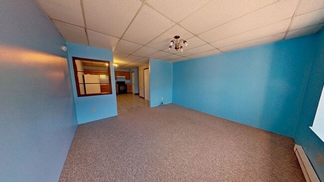 Building Photo - Private 1 Bedroom Apartment