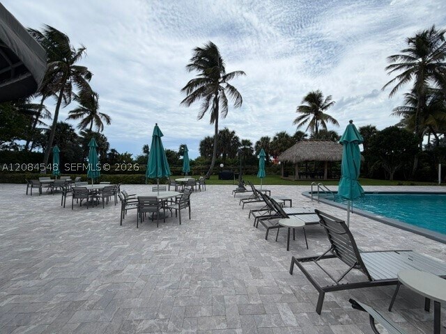 Building Photo - 2401 Collins Ave