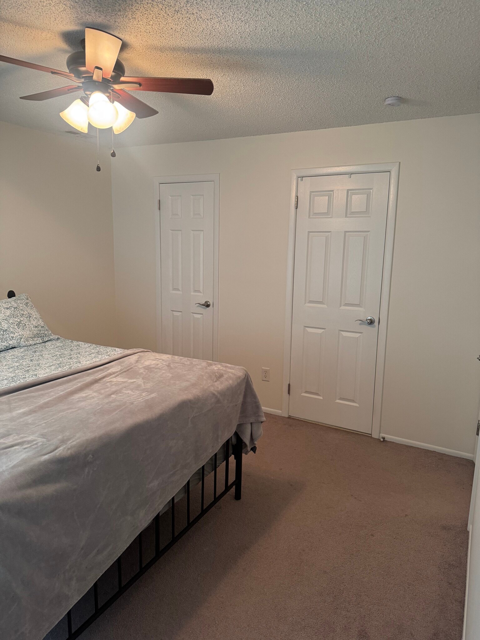 Building Photo - 4412B Aberdeen Dr