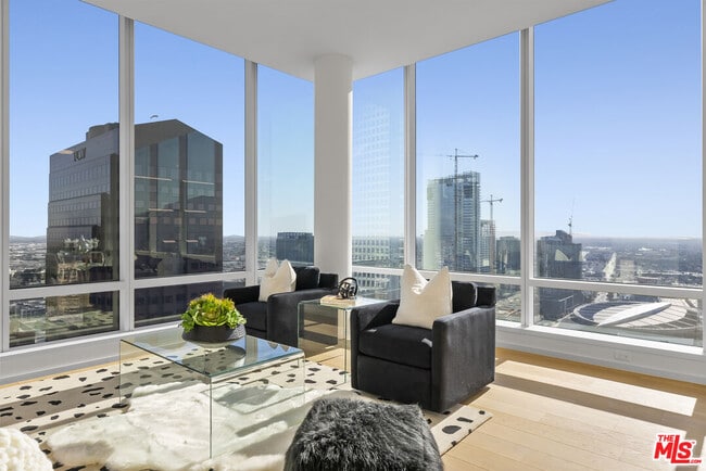 Building Photo - 877 Francisco St