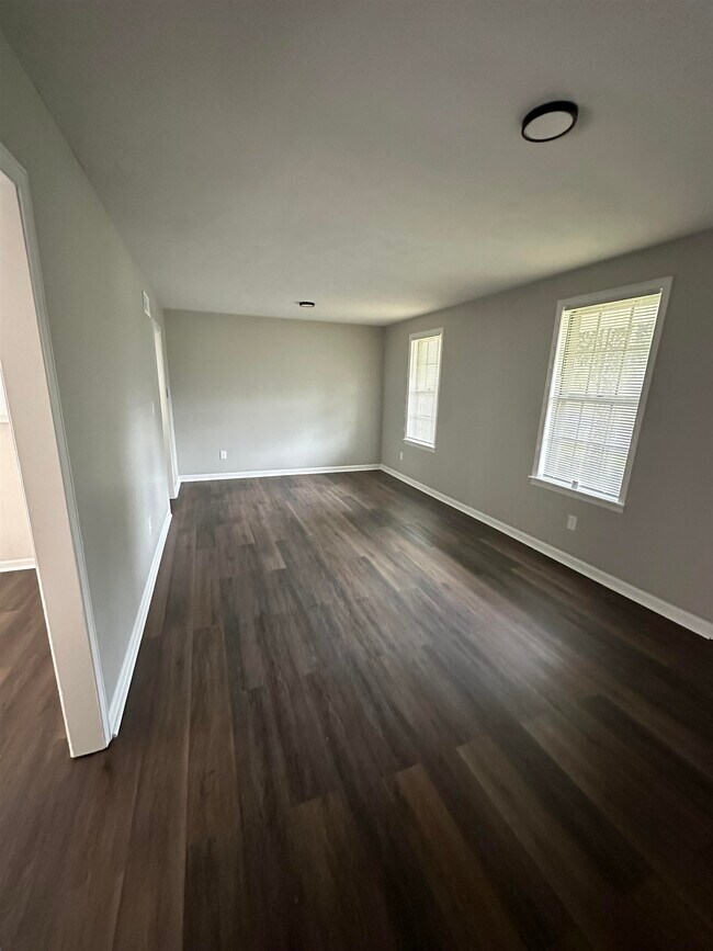 Building Photo - 2540 Keen Rd