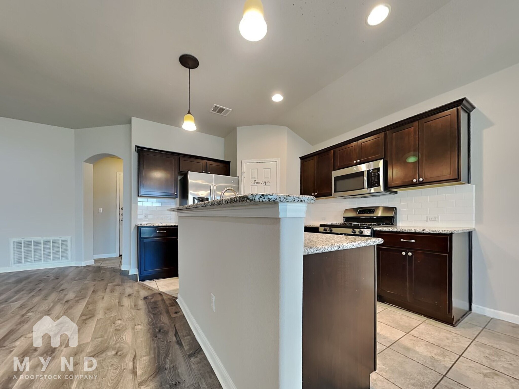 Building Photo - 351 Langely