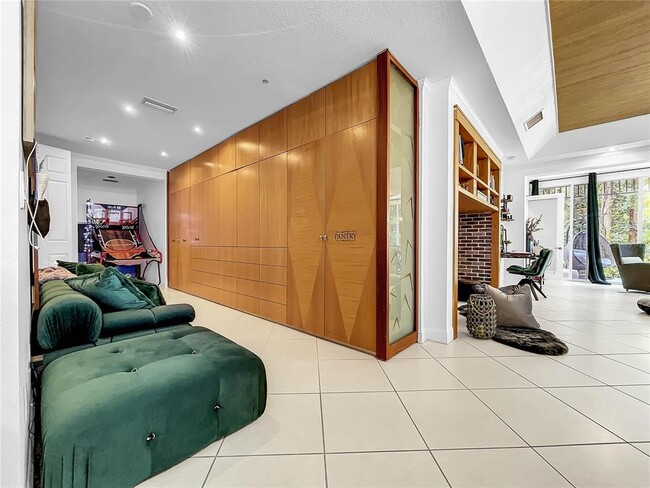 Building Photo - 3608 54th Dr W