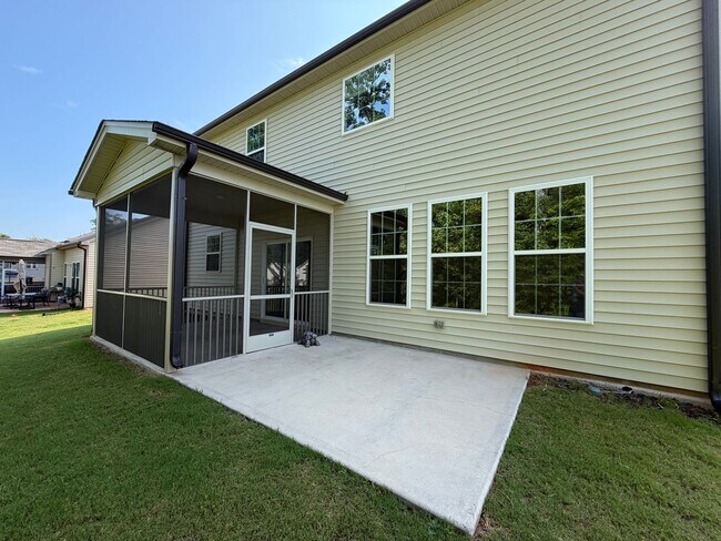 Building Photo - 763 Heartpine Dr