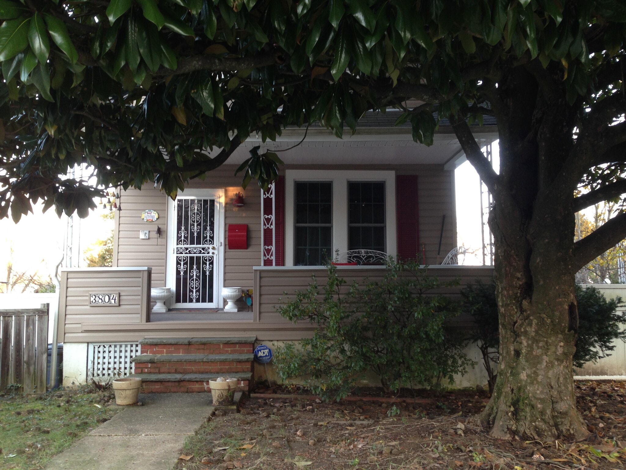 Building Photo - 3804 Woodlea Ave