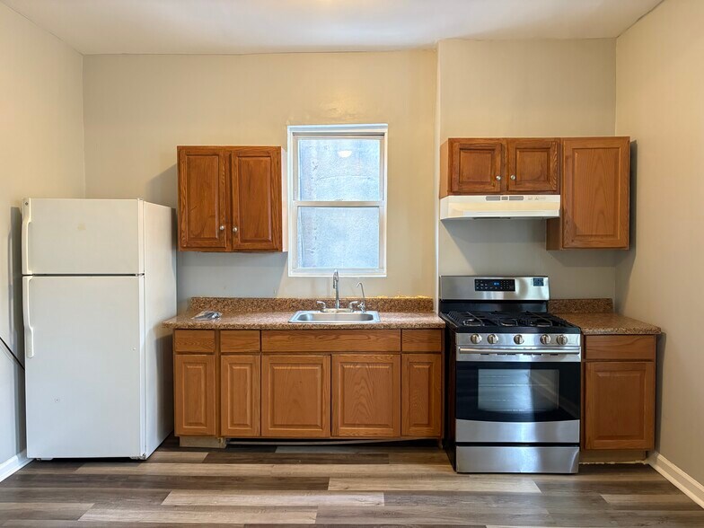 Unit 1 - 25 Bergen Ave