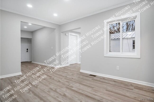 Building Photo - 30 Cedar St