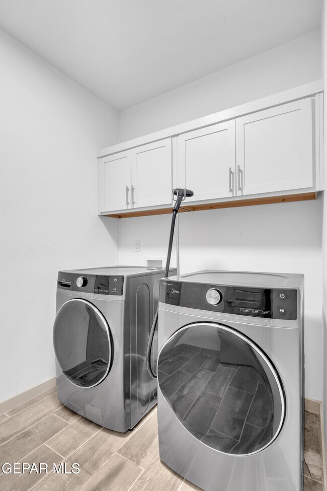 Building Photo - 12614 Amesbury Dr