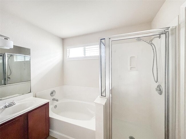 Building Photo - 7810 Squirrel Hollow Dr