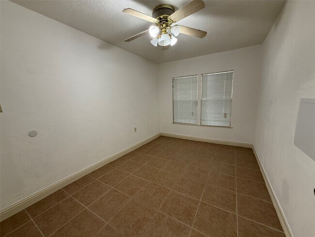 Building Photo - 4114 Connorvale Rd