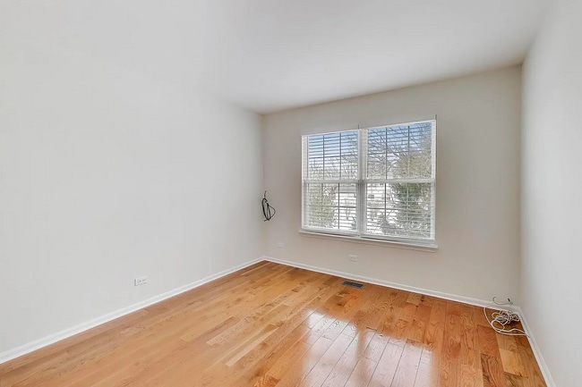 Building Photo - 716 Clover Hill Ct