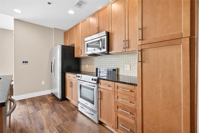 Building Photo - 855 Peachtree St NE