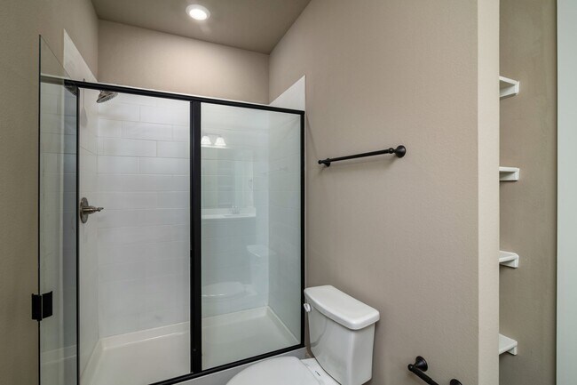 Building Photo - GORGEOUS 3 BEDROOM DUPLEX LOCATED IN MIDLOTHIAN ISD!