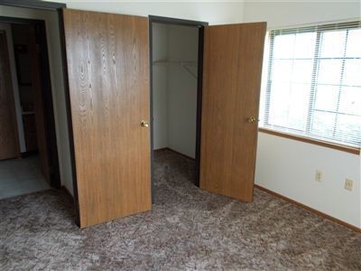 Spacious Closets - Lincoln Apartments