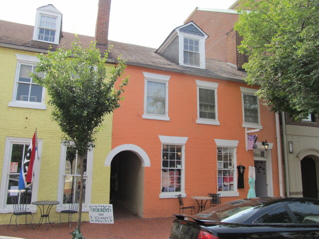 Primary Photo - 614 Caroline St