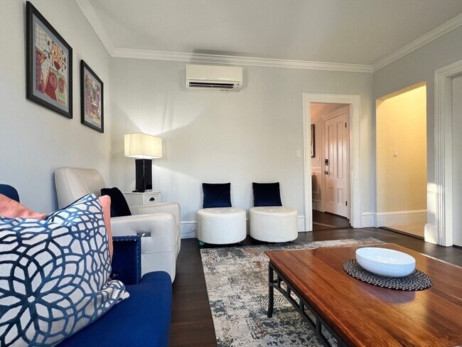 Building Photo - 17 Emerson St