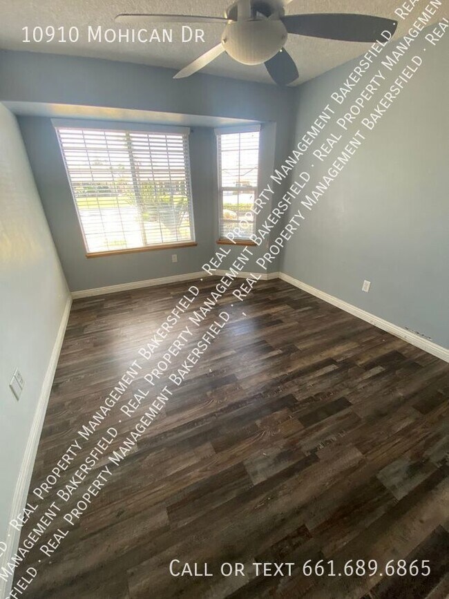 Building Photo - 10910 Mohican Dr - Zero Deposit, Ask us How!