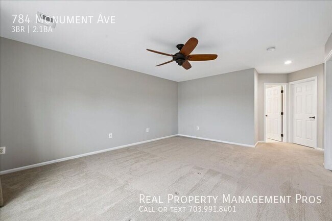 Building Photo - 784 Monument Ave