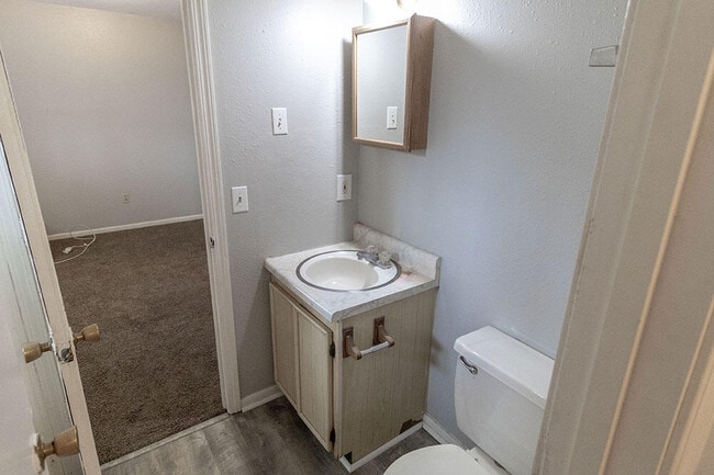 Building Photo - 1431 N Dawn Dr