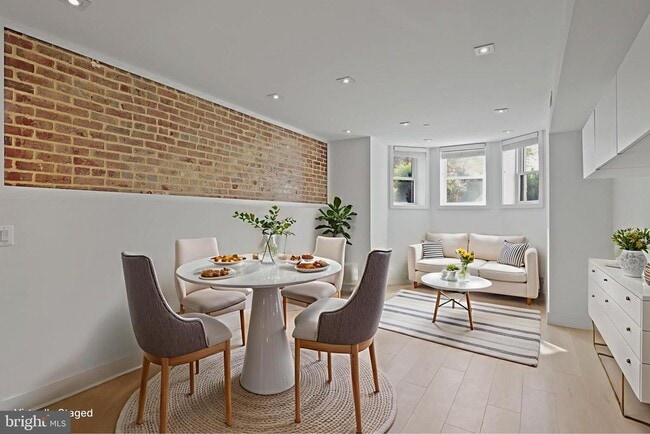 Building Photo - 1963 Biltmore St NW