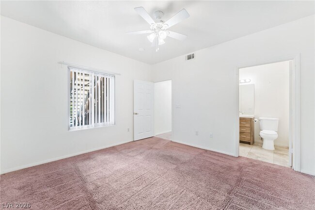 Building Photo - 6164 Pine Villa Ave