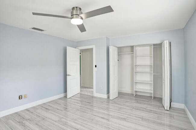 Building Photo - 22335 Boulder St