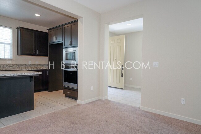 Building Photo - Modern 4-Bedroom Retreat in Mountain House...