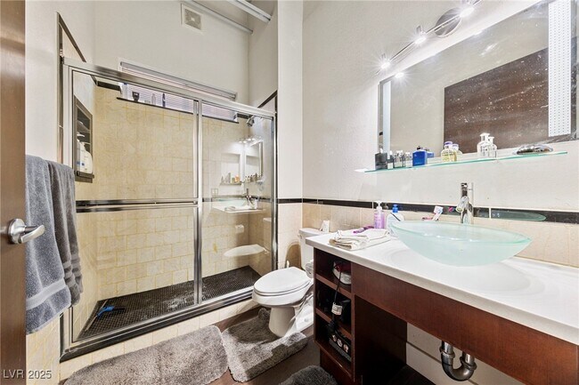 Building Photo - 5691 Deer Creek Falls Ct