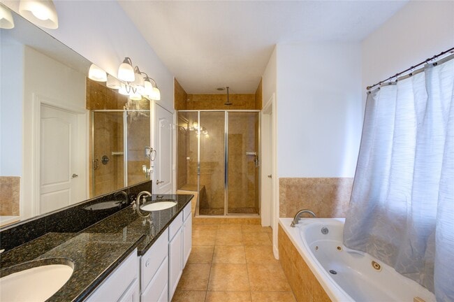 Building Photo - 5701 Kiam St