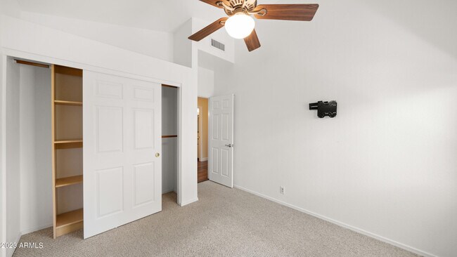 Building Photo - 4104 E Palo Brea Ln