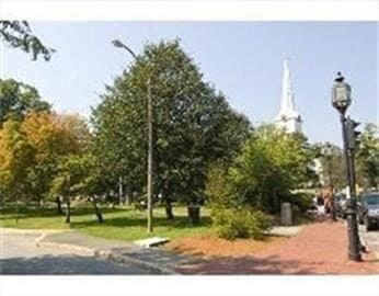 Building Photo - 400 Cross St