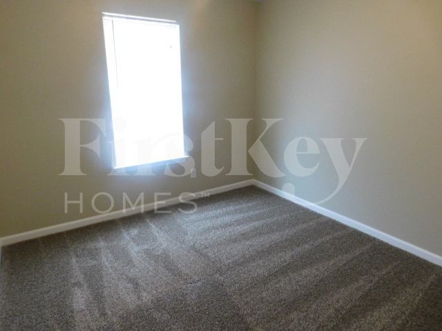 Building Photo - 2695 Laurelcrest Cove