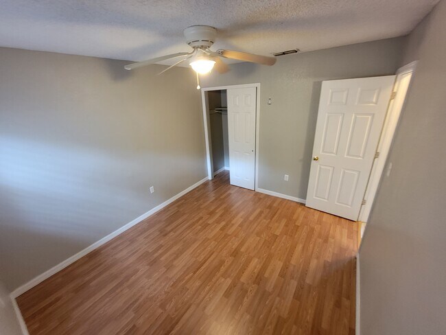 Building Photo - 1408 54th Avenue Dr W