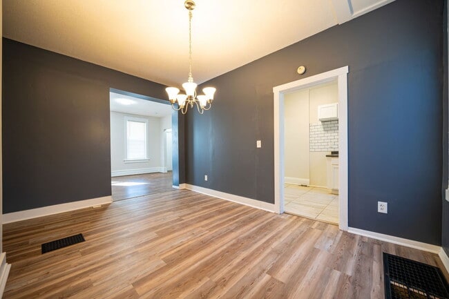 Building Photo - 1006 McAllister Ave