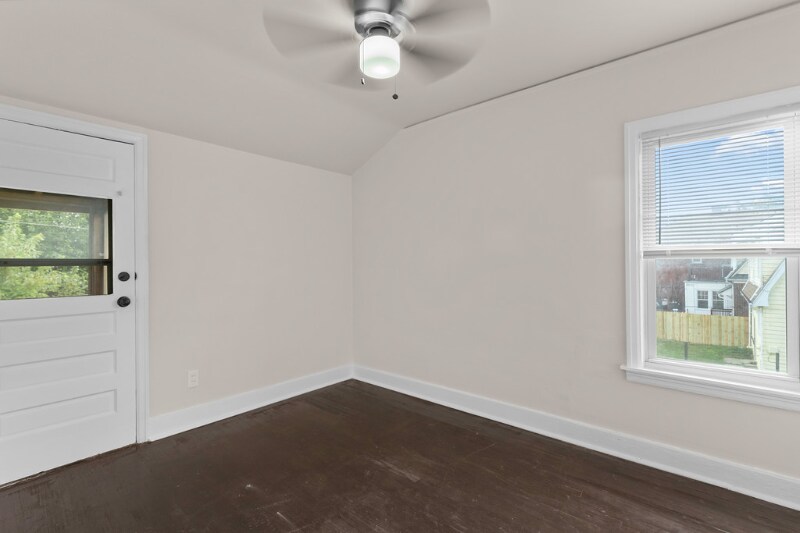 Building Photo - 3460 Haverhill St