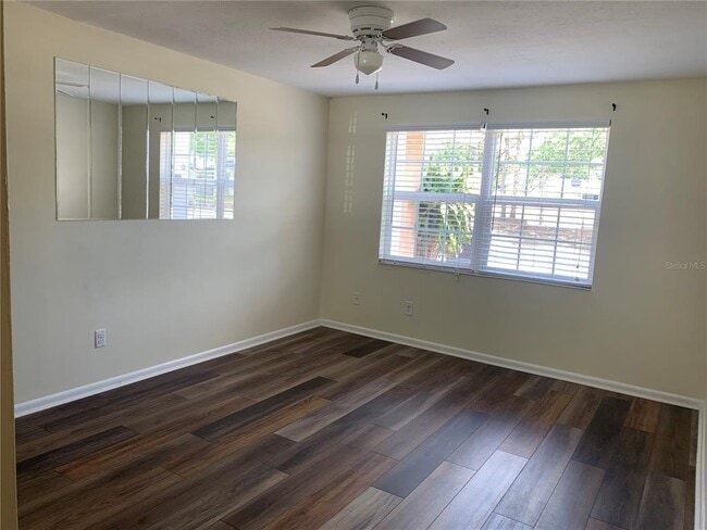 Building Photo - 12510 Queensland Ln