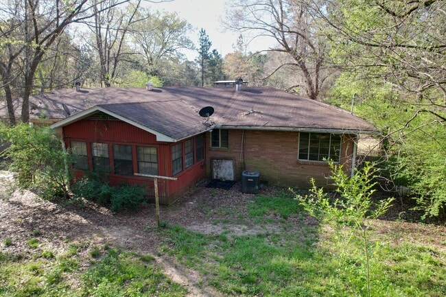 Building Photo - 460 Rogers St NW