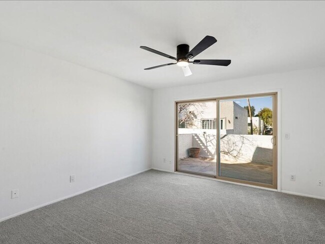 Building Photo - Charming 2BR Condo in Tempe