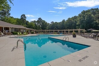 Building Photo - The Retreat at Lake Johnson Apartments
