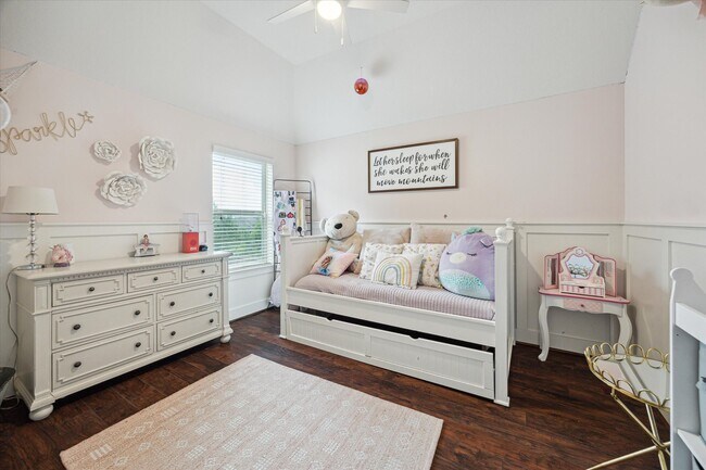 Building Photo - 28919 Crested Butte Dr