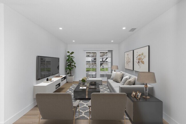 Building Photo - 6910 Eberhart St