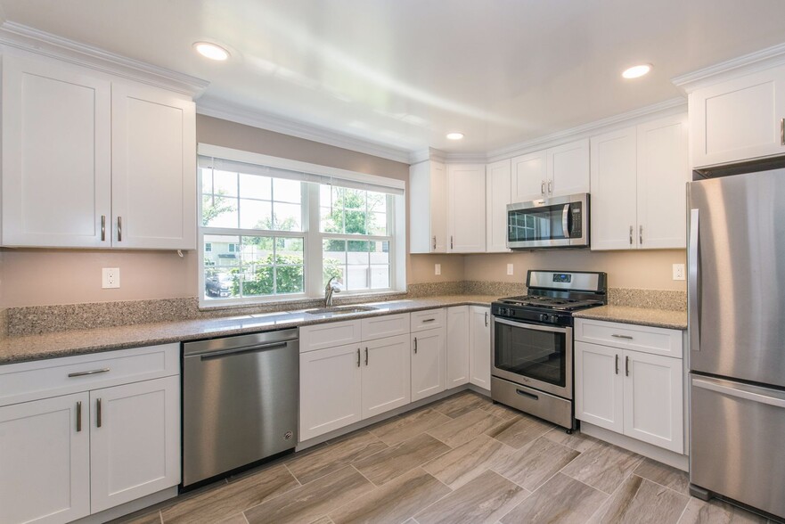 Interior Photo - The East Hill: In-Unit Washer & Dryer, Hea...