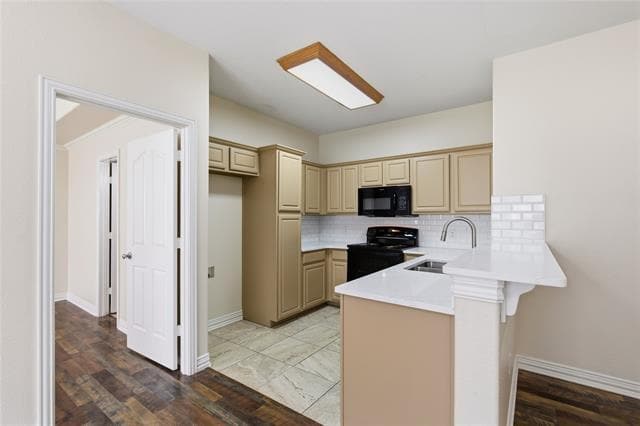 Building Photo - 609 E McGee St