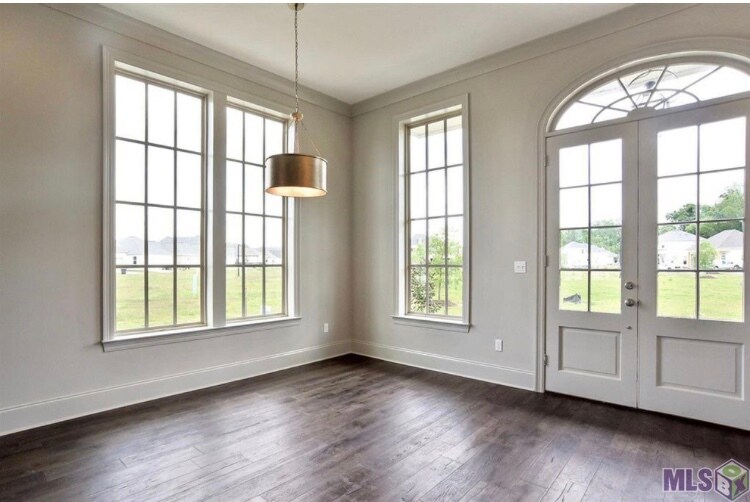 Building Photo - 10851 Cane Mill Ln