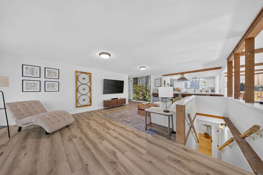 Building Photo - 18 Worstead Ln