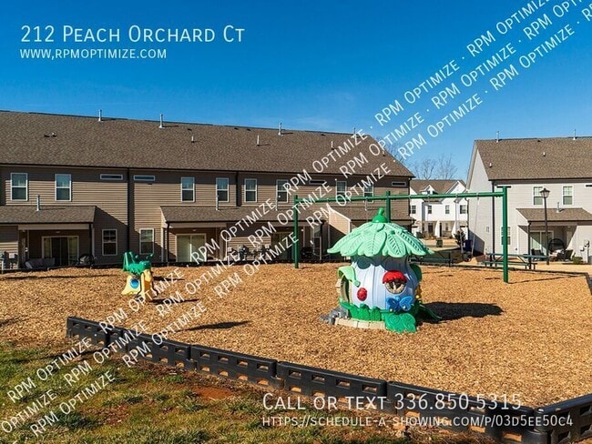 Building Photo - 212 Peach Orch Ct