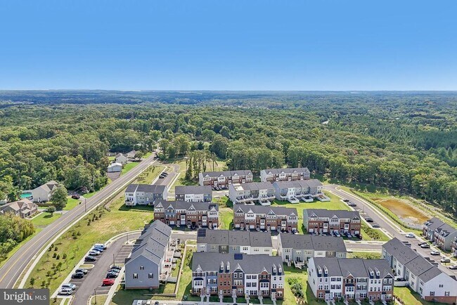 Building Photo - 158 Woodgate Cir