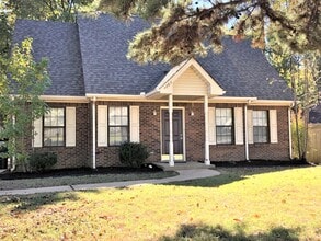 Building Photo - For Rent – 1203 Golfcourse Drive, Jonesboro, AR 72404