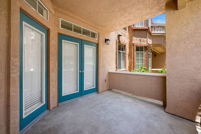 Building Photo - 3581 Cameo Dr